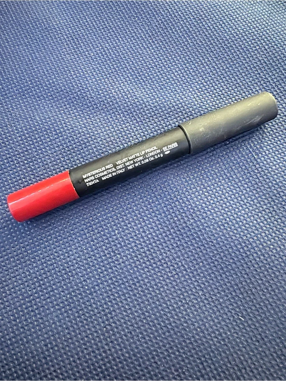 NARS Red Lip Pencil in Mysterious Red